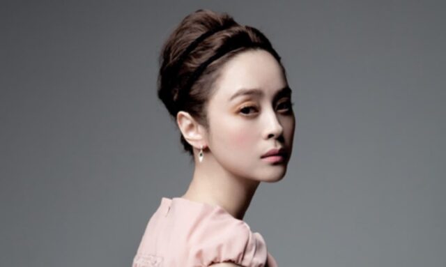 동네 어른들이 연예인 하라고 성화였다는 동네 최고 미녀