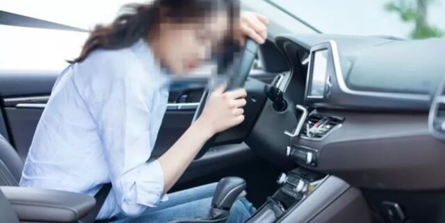 운전연수 중 20대 여성 허벅지 밀친 강사… 강제추행죄 무죄 받은 이유