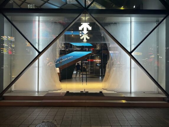 데상트, “‘얼터레인’으로 하이엔드 테크웨어의 새 장을 연다”