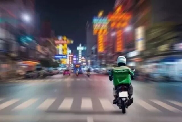 좌회전 택시와 직진하던 오토바이 충돌… 30대 라이더 사망