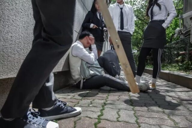 “불로 지지고 입에 소주 들이붓고”… 친구들 학대 못견디고 동창 살해한 10대 남학생