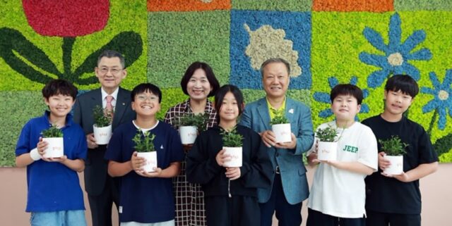 “아이들은 맑은 공기 마셔야죠”… 학교 찾아가 공기 정화해주는 ‘이 기업’의 정체
