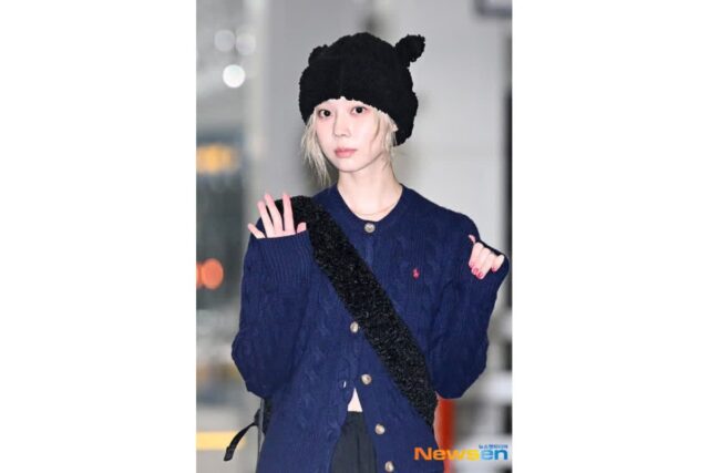 (또 역대급 소화력) 랄프로렌이 심쿵할 윈터 “폴로 케이블가디건” 코디