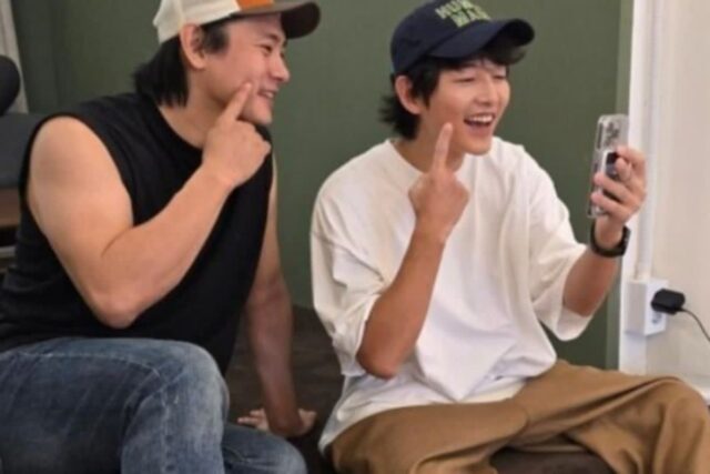 “둘째 임심한 송중기” .. 애 아빠 답지 않은 최근 모습에 팬들도 ‘활짝’