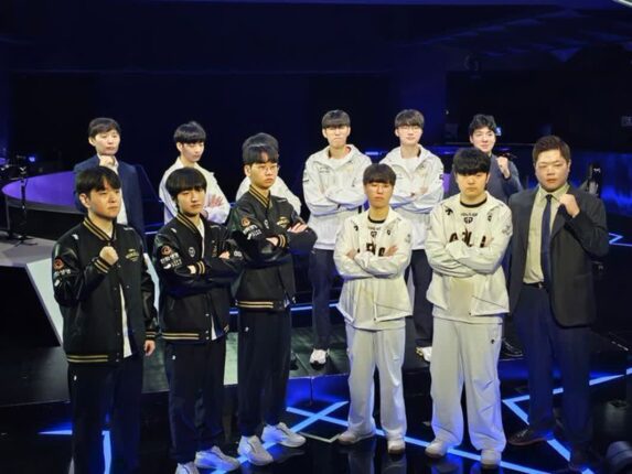롤드컵 향하는 LCK 대표팀 각오는?…”마지막까지 살아남겠다”