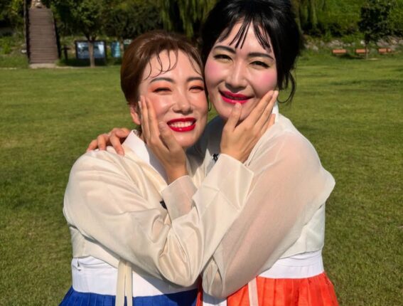 방송 20년 넘은거 같은데 20대로 자매 듀오로 데뷔하는 연예인