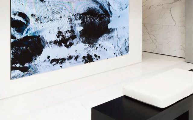 생 로랑이 전하는 미학