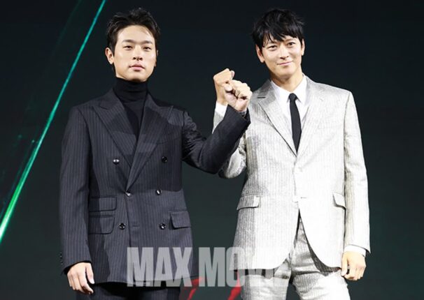 [맥스포토] 박정민·강동원, 액션대결 기대하세요!