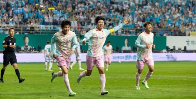 “3만 5천 관중 환호”… 임영웅X하나은행 콜라보 축구대회, 반응 터졌다