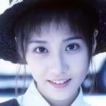 “남자였다고?” … 미녀 가수가 갑작스럽게 연예계를 떠났던 이유