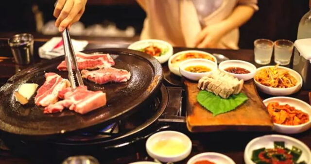 “학교 선배가 저녁 같이 먹자더니 계산할 때 되자 3만원 계좌이체 요구했습니다”