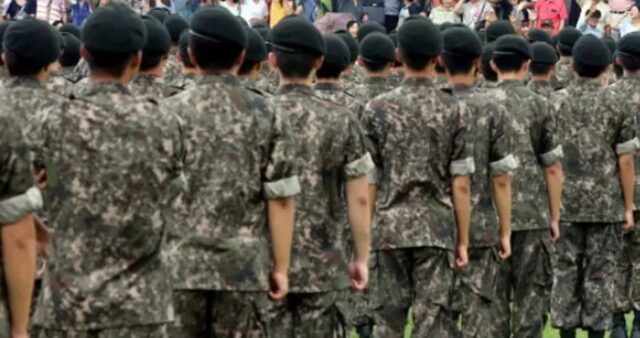 “월급 반반 나눠 갖자”… 사상 최초 적발된 ‘대리 입영’ 공범, 원래 공익 판정받았다
