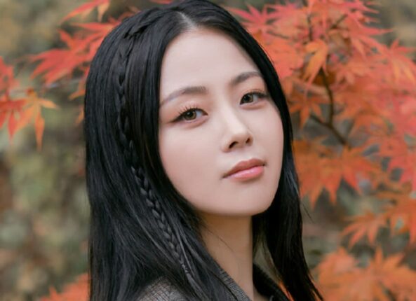 노벨문학상 수상… 한강 작가 작품에서 영감 받아 이름 지은 가수