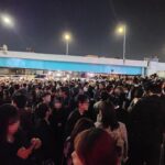 이태원 참사 잊었나…한밤중 성수동 골목에 인파 몰리며 ‘아수라장’