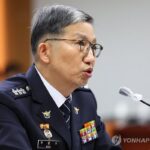 北에 한강 해도 전달한 文 불송치결정…경찰 “간첩죄 적용 어려워”