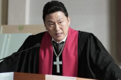조폭 출신인데 조직을 지키려 목사가 된 배우