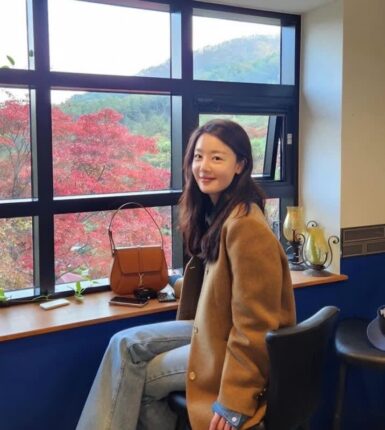사고싶어 찾아본, 수수한 한선화 겨울 코디 (코트, 가방)