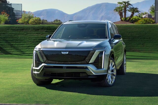 “이게 진짜 럭셔리지”.. 새롭게 공개된 ‘끝판왕’ 3열 전기 SUV
