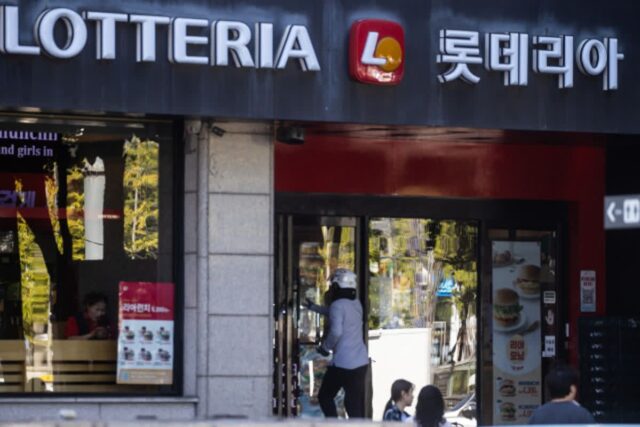 가격 개입 느슨해지자…억눌린 식품·외식값 ‘인상 러시’