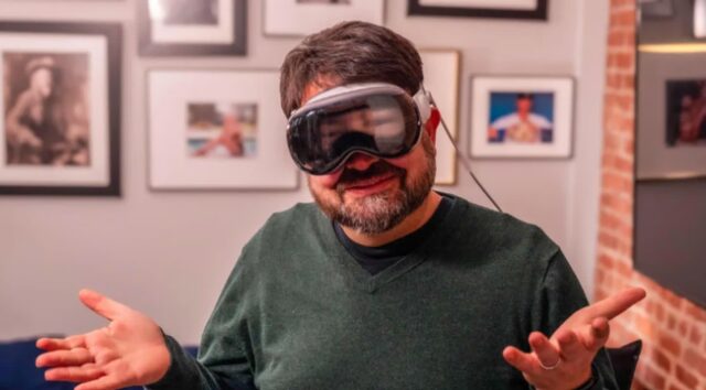 애플 ‘비전 프로’, 소니와 손잡나… PS VR2 컨트롤러 지원
