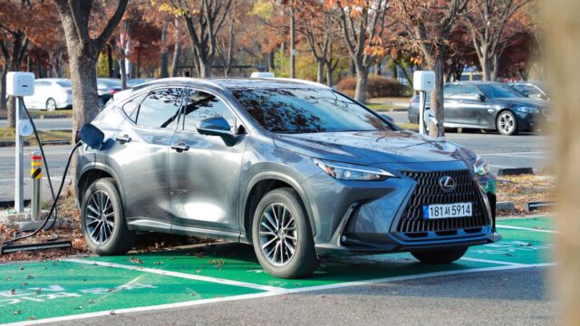 [시승기] 렉서스 NX450h+ 리뷰