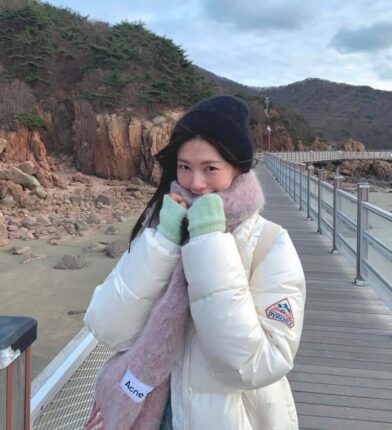 “어딜가나 먹히는” 정소민 청순한 겨울 패션 (목도리, 패딩)