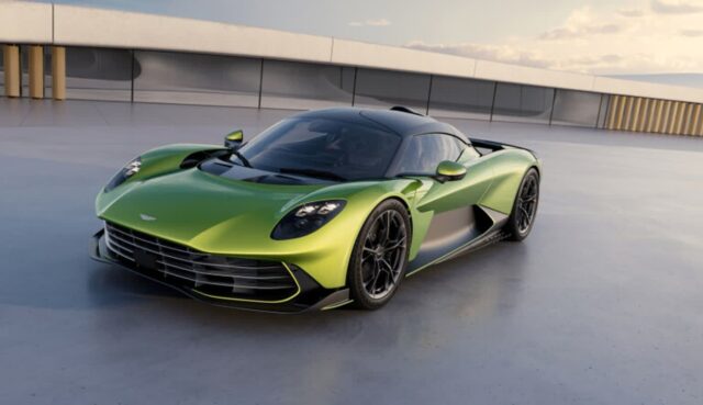 새로운 기준을 제시하는 슈퍼카···애스턴마틴 ‘발할라’ 공개