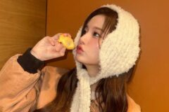 설윤이 모자 대신 선택한 귀마개