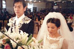 첫사랑과 결혼한 로맨티스트라는 악역 전문 배우