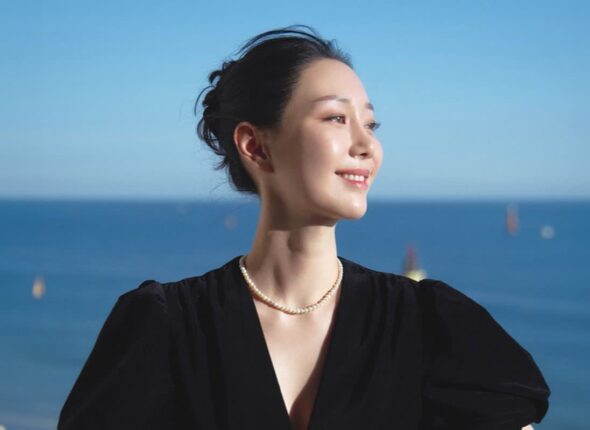 미용실 보조로 일하다 연기의 꿈 위해 그만둔 배우