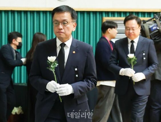 [제주항공 무안참사] 통신3사, 이동기지국·와이파이·무료충전 등 지원