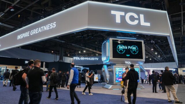 [CES 2025] TCL CSOT, 혁신적 디스플레이 기술로 관람객 몰이···’IJP OLED’ 대량생산 제품 첫 전시