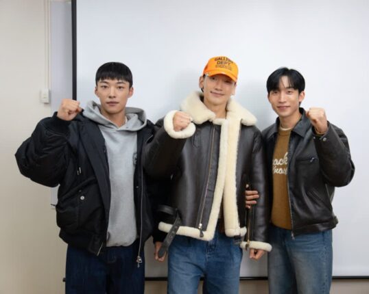청년 복서 건우·우진 돌아온다…’사냥개들2′ 제작 확정