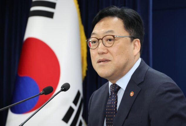 금융위원장 “서민금융 종합 지원방안 내달 마련”