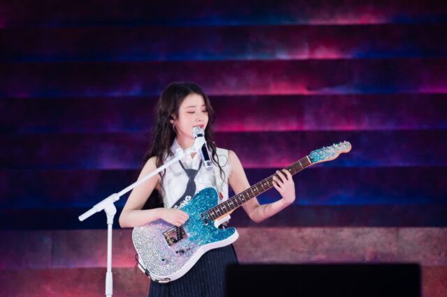 아이유 공연 실황, 설 연휴 특수 톡톡…벌써 3만여명