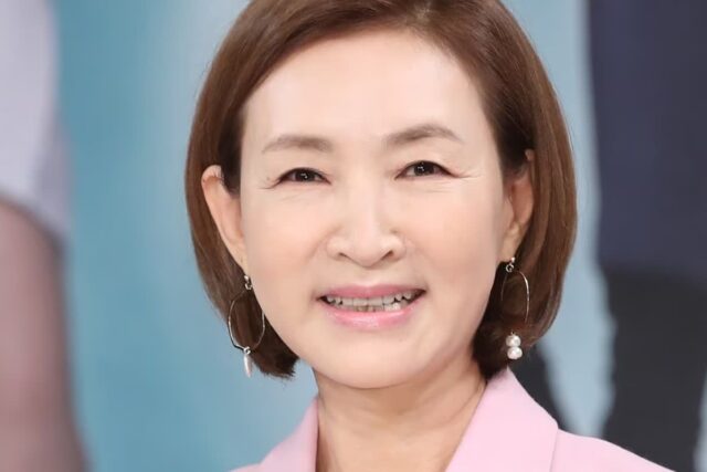 투병 중에도 .. 정애리, 10년간 억대 기부 이어갔다