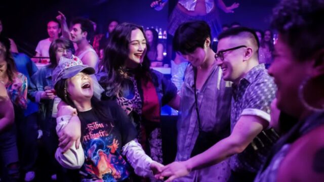 윤여정의 할리우드 신작 ‘결혼피로연’, 현지 잇단 호평