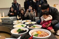 이스타항공 수하물 컨베이어 벨트에 라멘 그릇이 올라간 이유