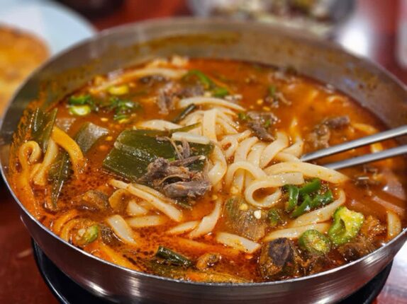 동래역맛집 진한 국물 달래해장 국밥