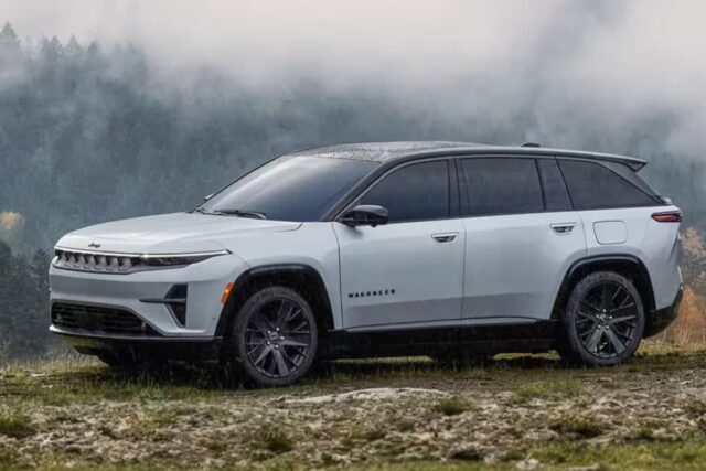 “벤츠·BMW도 긴장한다”… 주행거리 488km, 럭셔리 전기 SUV의 ‘등장’