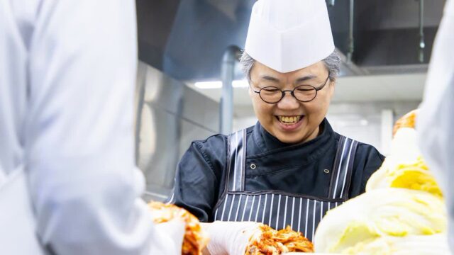 세계가 인정한 한식 명인이 담근 김치, 취약계층과 나누는 이곳
