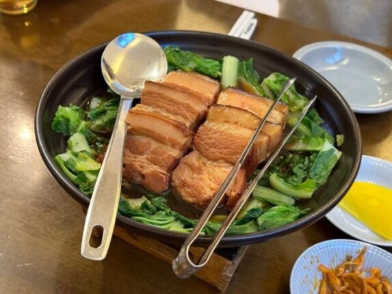 ‘목란’, 이연복 셰프의 손맛이 담긴 중식 미식 여행
