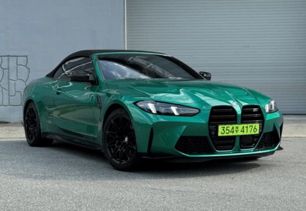 BMW M4 컨버터블, 2025년형 강력한 성능과 주행 감각