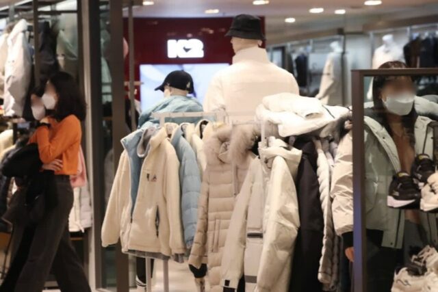 “백화점 믿고 샀는데” … 대기업의 기만에 소비자 ‘폭발’