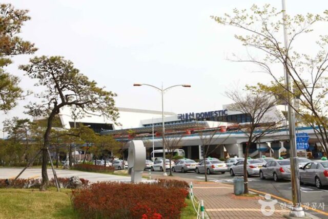 김해공항 이용객 증가, 여행객이 알아야 할 사항은?