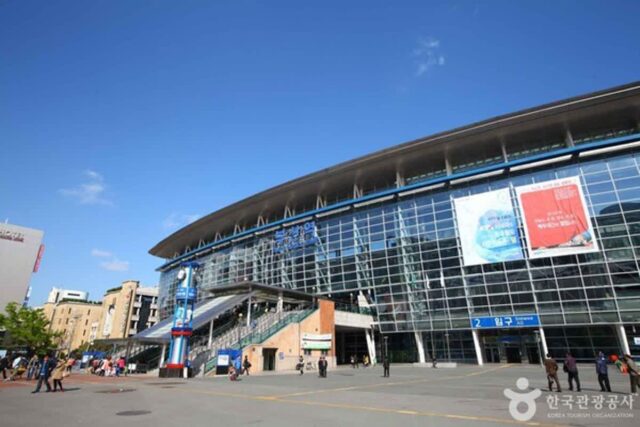 KTX 타고 부산 여행, 얼마나 빠르고 편리할까?