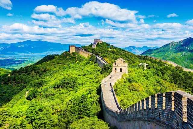 “1월에만 120만명 몰려”… 여행객 40% 급증한 이곳은?