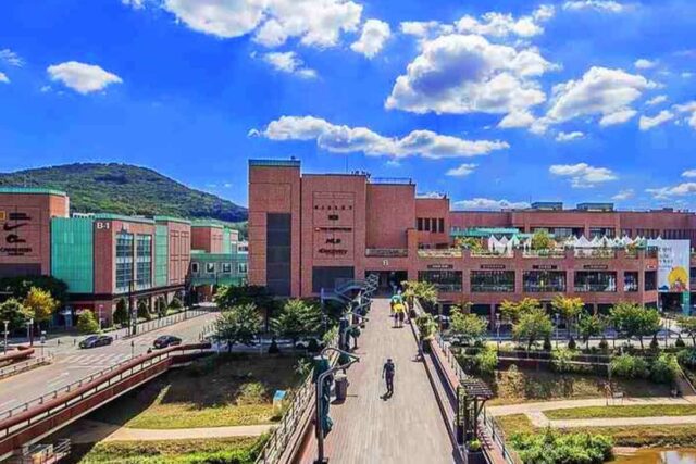 “예술과 쇼핑을 한 번에”… 서울 1시간 거리에 위치한 매력적인 도시
