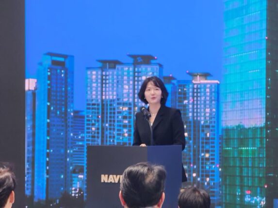 네이버 최수연 “절박한 시기, 규제 아닌 AI 산업 진흥 기대”…국회에 호소