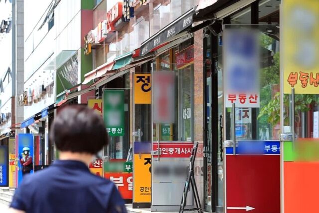이 지역 “무조건 오른다더니” … 대출 끌어모아 투자한 서민들 ‘망연자실’